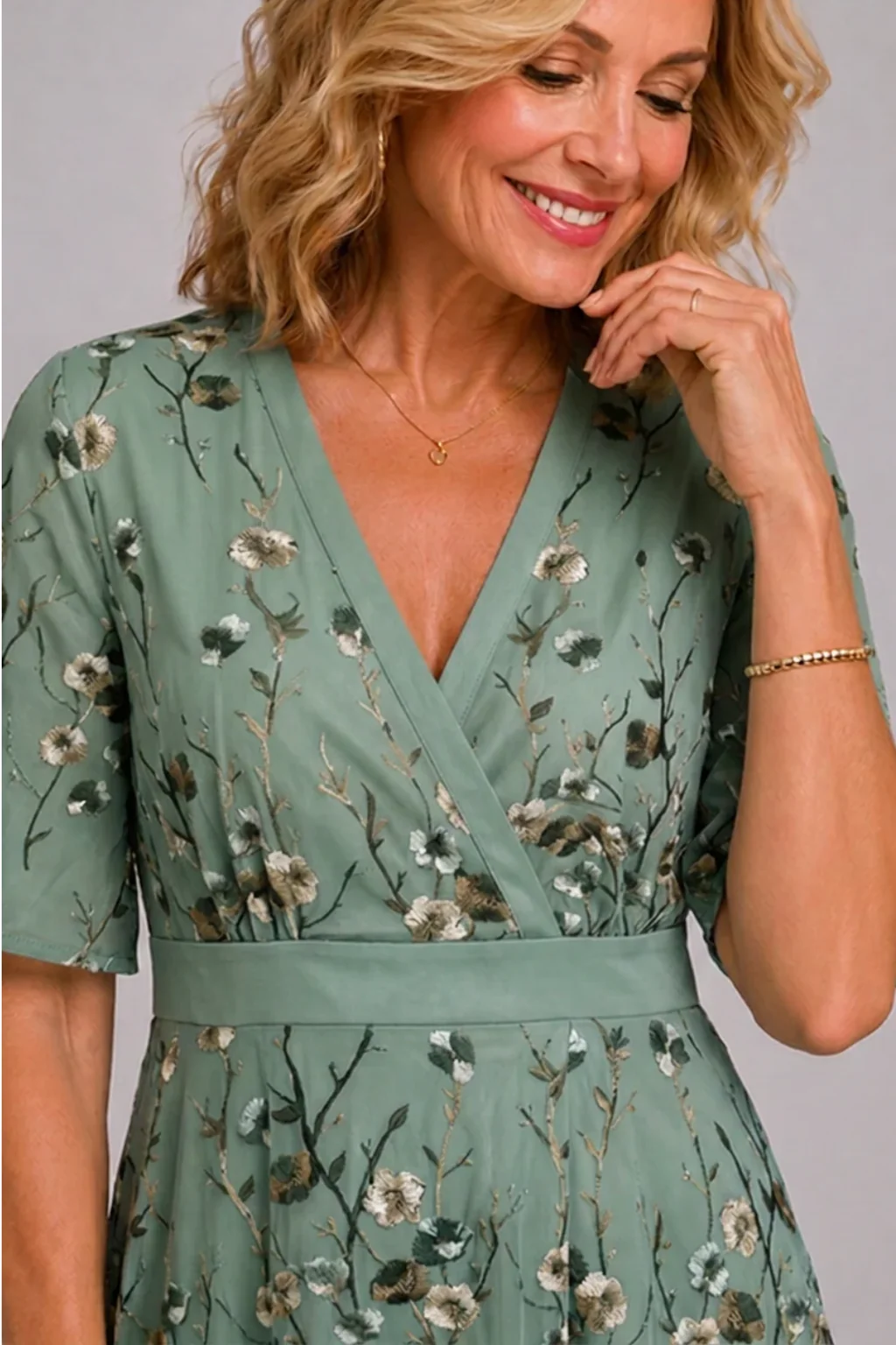 Adaline - Florales Soft-Touch-Midikleid