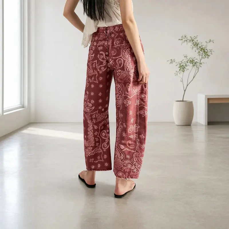 Alvida™ Hose mit Blumenmuster und weitem Fall