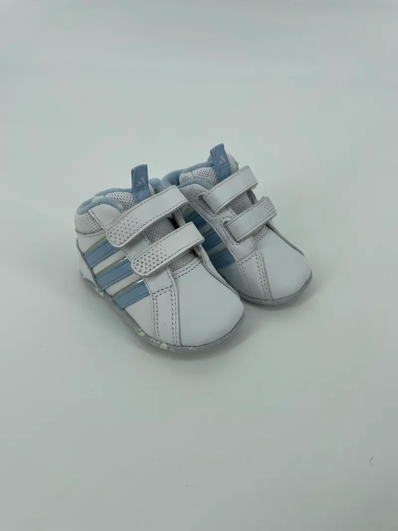 Baby Schoentjes Wit Lichtblauw Maat 17