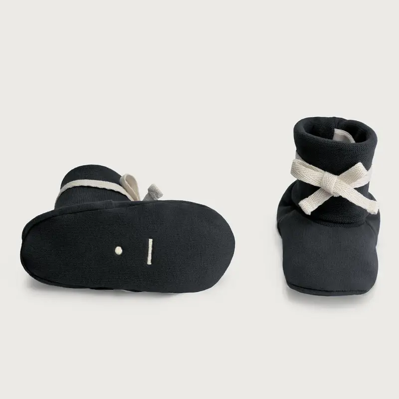Booties Ribbed Pirate Black