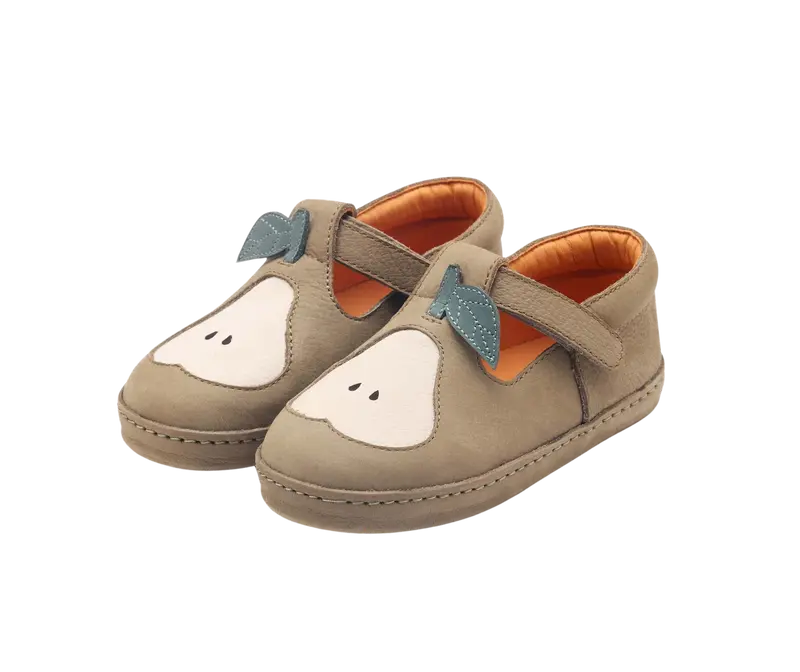 Bowi Shoes | Pear | Sage Betting Leather