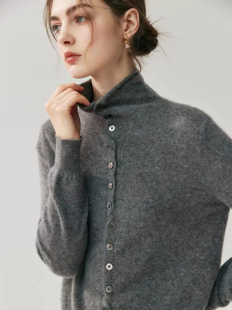 Cashmere wool rolled-edge high-neck sweater