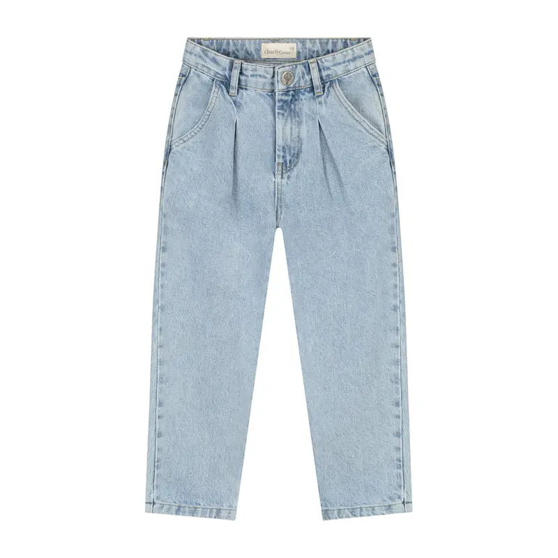 Charlie Petite | Laure Pleated Jeans | Light Snow Wash