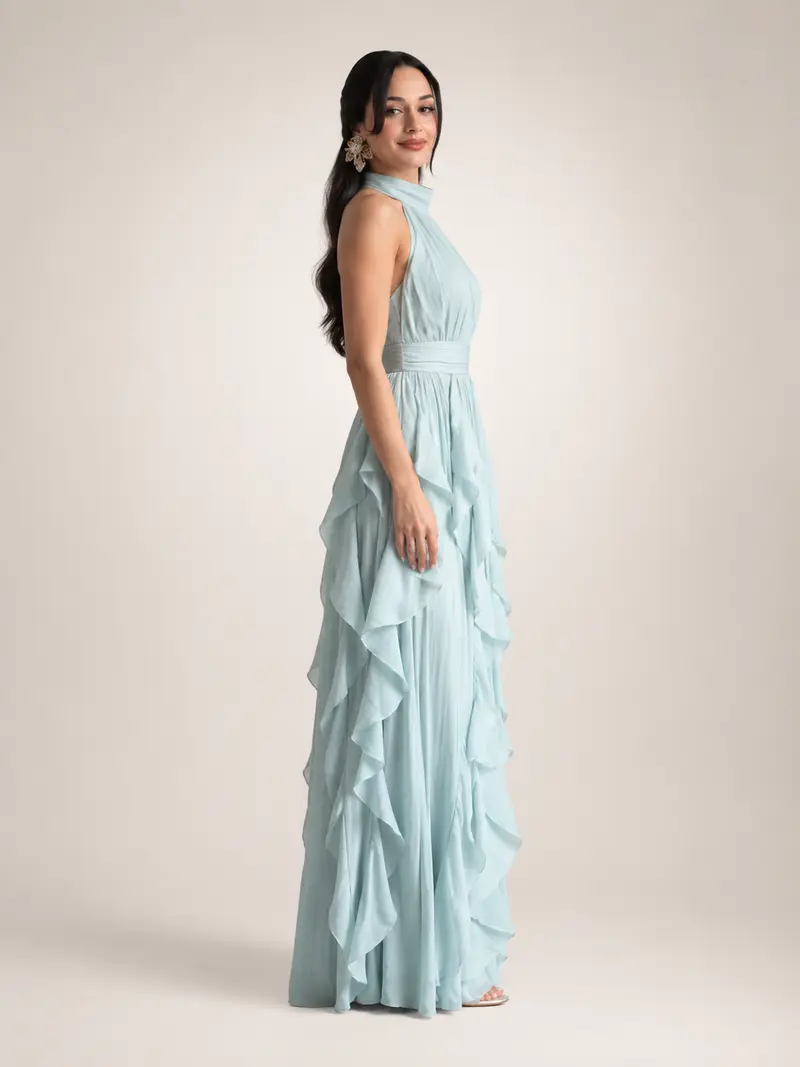 Christae | Bodenlanges Neckholderkleid mit Rüschendetails