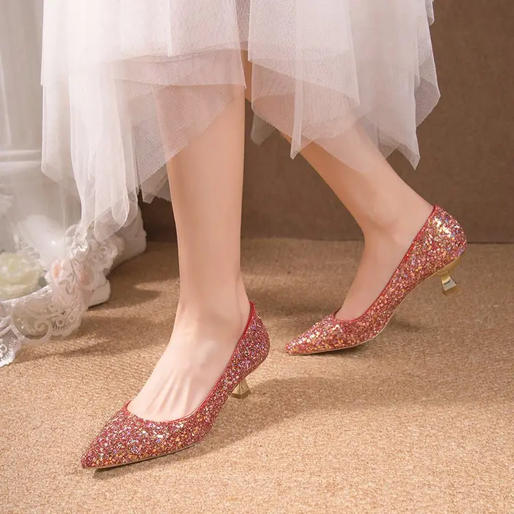 Damen elegante glitzernde Pumps mit spitz zulaufender Form - Vittorelli