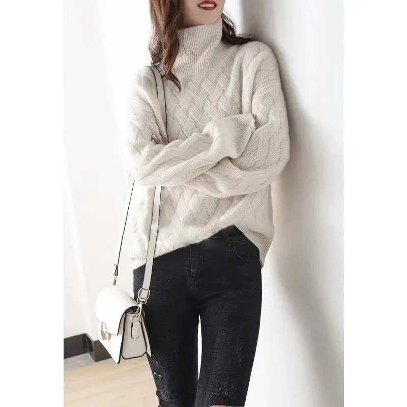 Damen Rollkragenpullover mit Zopfmuster und langen Ärmeln