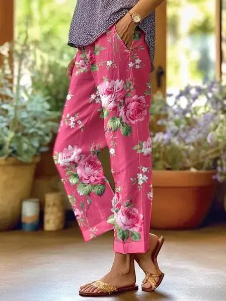 Damenhose mit weitem Bein und Blumenmuster