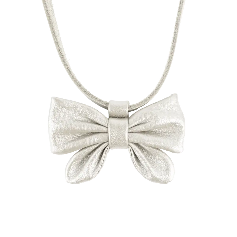 Dieny Necklace | Bow | Off White Metallic Leather