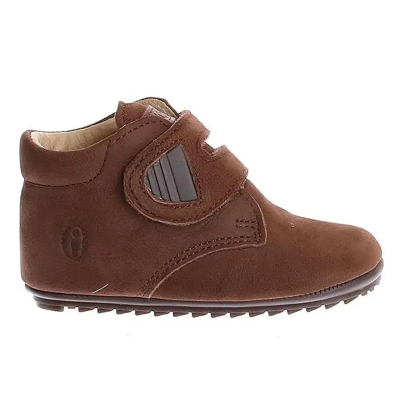 Donkerbruine schoenen Baby-Proof