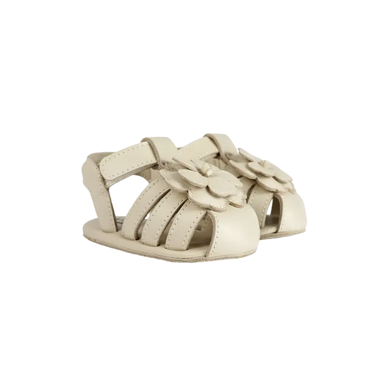 Duni Fields Sandals | White Buttercup | Cream Leather