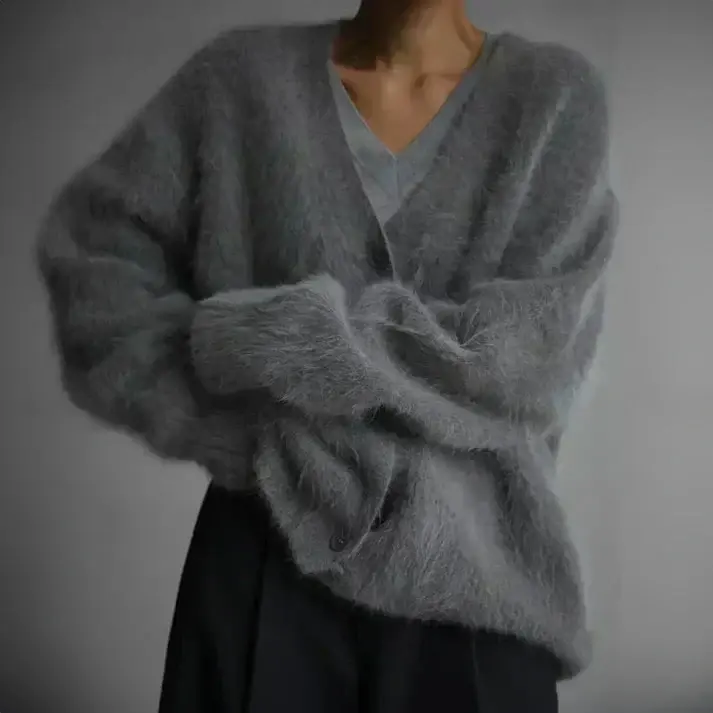 Edeltraud | Damen Oversize Strickjacke Flauschig