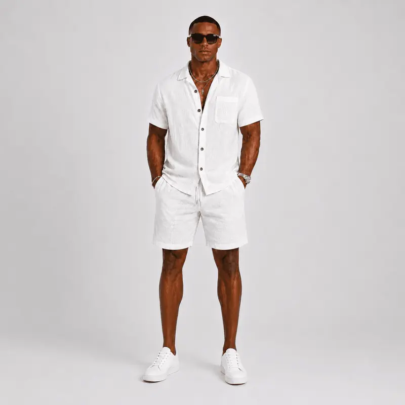 Elegantes Herren Sommer Set Mit Kurzarm Hemd