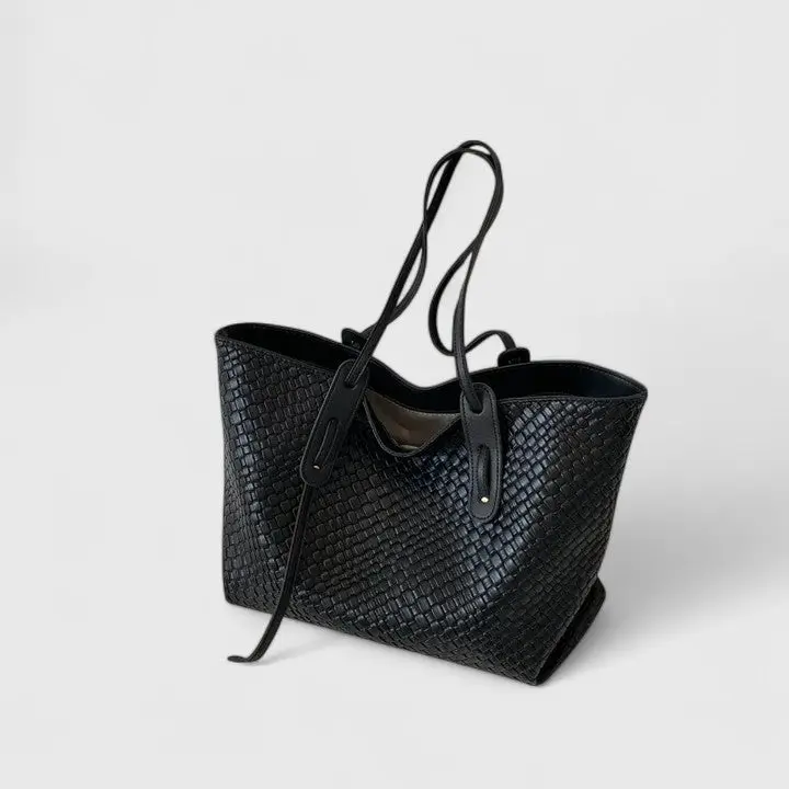 Emmeline | Elegante Tote Bag