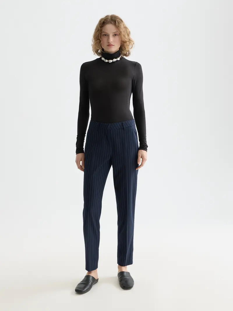 Essentials —  Lowry Pant