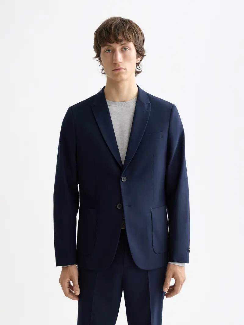 Essentials — Unconstructed Peak Lapel Cool-Wool Blazer