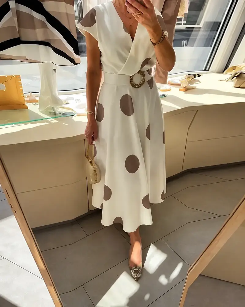 Glessia | Gepunktetes Kleid mit Taillengürtel