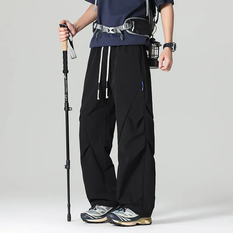 Herren Leichte Outdoor-Hose mit innovativem Schnitt