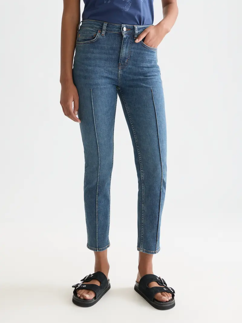 High Five Slim Jeans