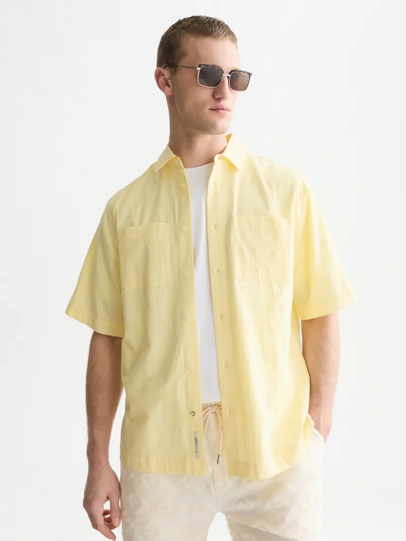 Jacquard Short Sleeved Relaxed-Fit Shirt