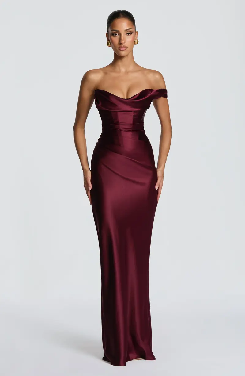 Leni | Damen Figurbetontes One-Shoulder Satin Abendkleid