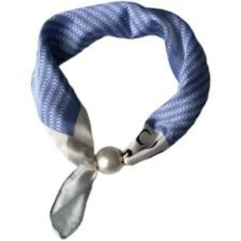 Lightblue-white parel sjaaltje Chloe