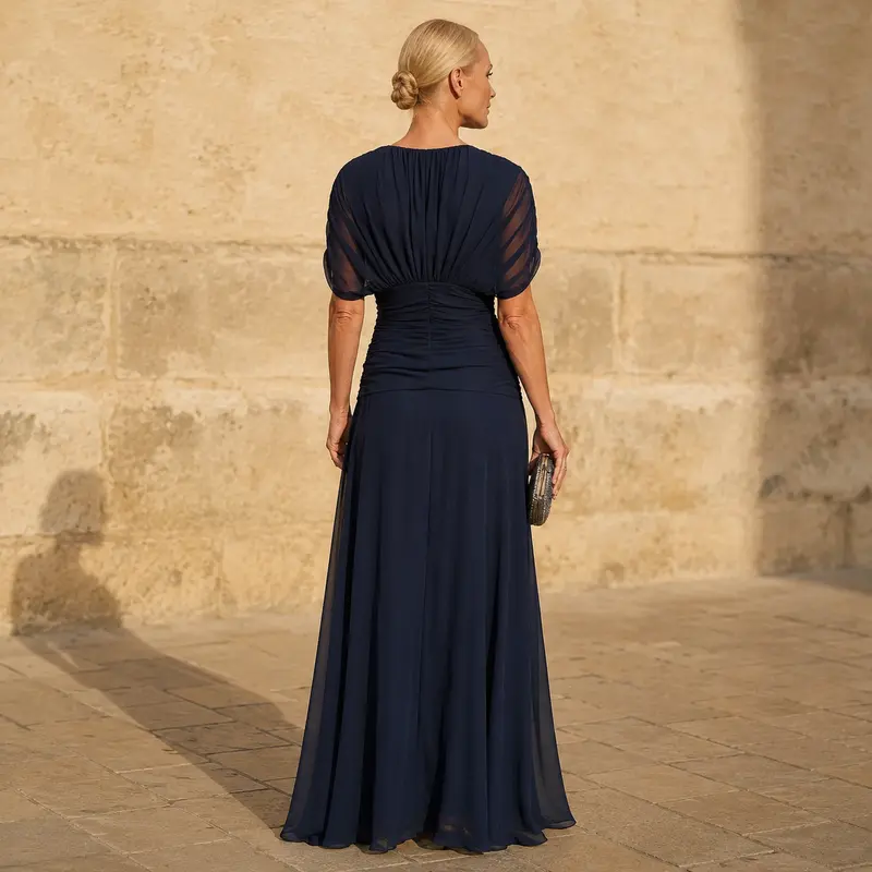Lileas - Plissiertes Soft-Touch-Abendkleid