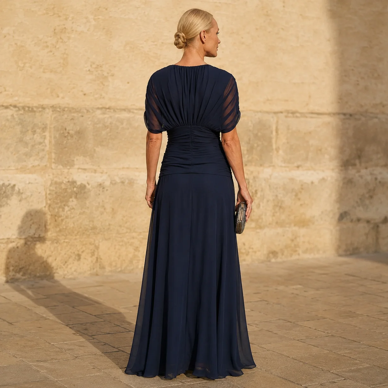 Lileas - Plissiertes Soft-Touch-Abendkleid