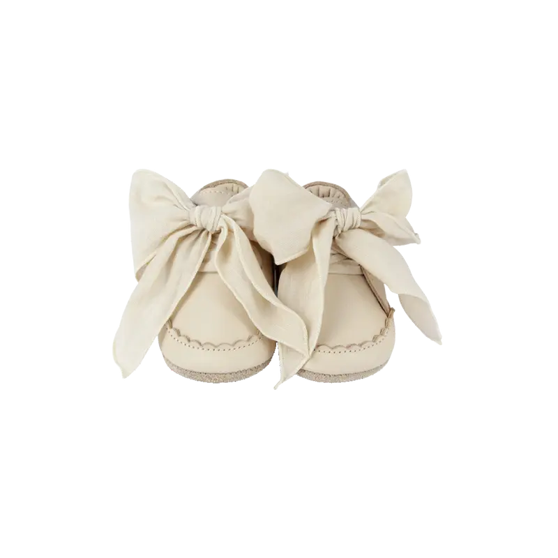 Lonny Sneakers | Cream Leather