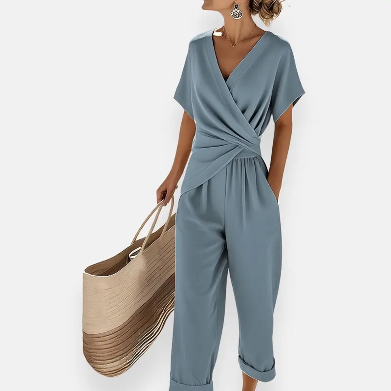 Lyra | Outfit mit drapierter Schleife