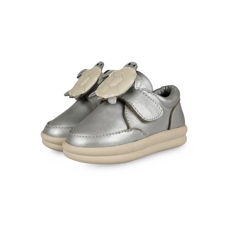 Nellu Sneakers | Shimmer Turtle | Silver Grey Metallic Leather