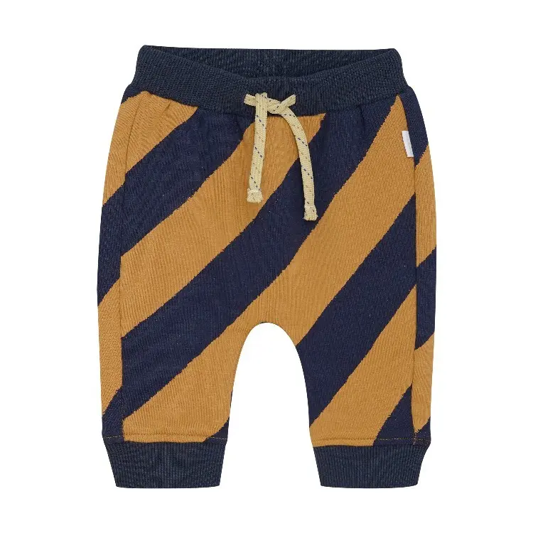 Pants Spinnerstown