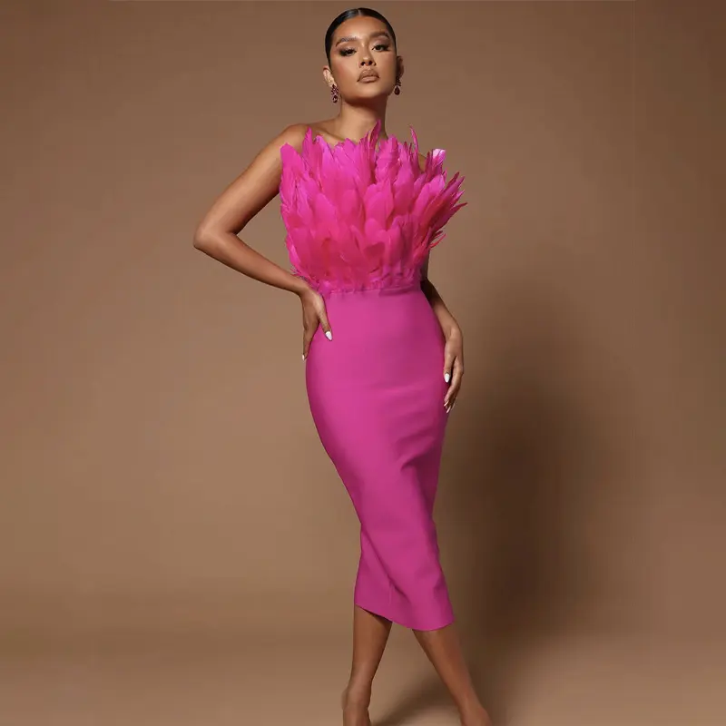 Strapless bodycon feestjurk met veren en ritssluiting