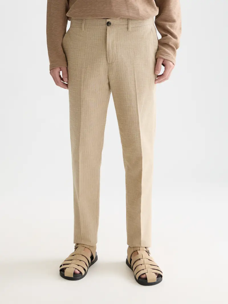 Stuart Structured Linen-Blend Slim-Fit Chino