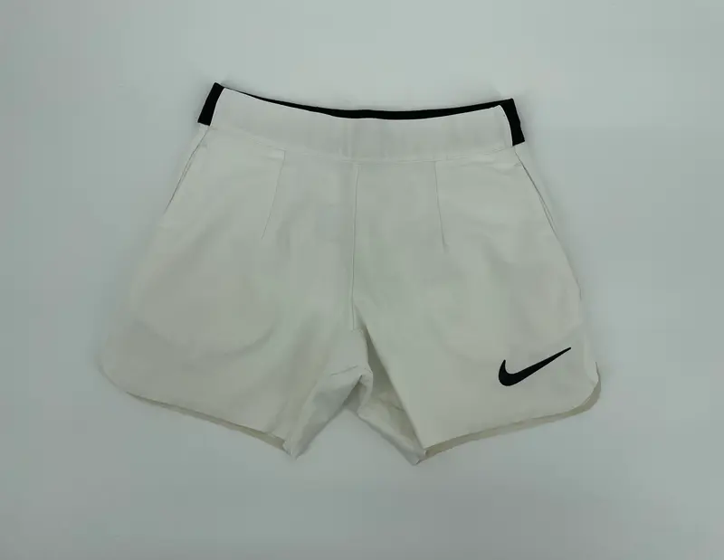 Tennis Short Wit Dri-Fit Maat 122 / 128