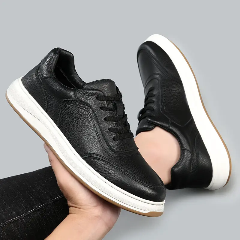 Turnschuhe aus Leder