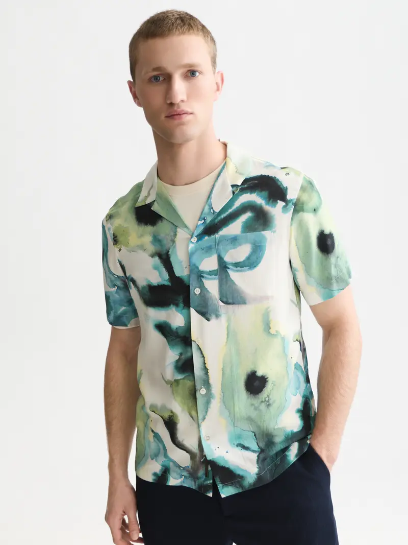 Viscose Printed Short Sleeved Regular-Fit Shirt