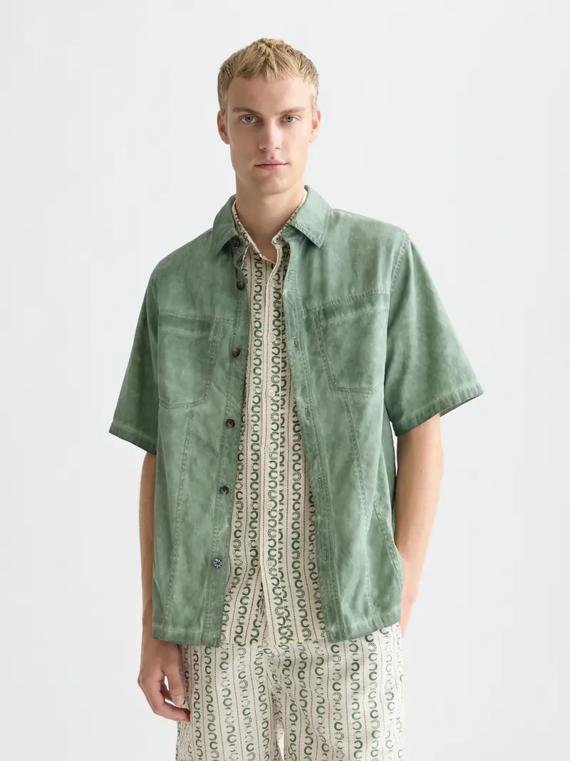 Washed Cotton Relaxed-Fit Short Sleeved Shirt