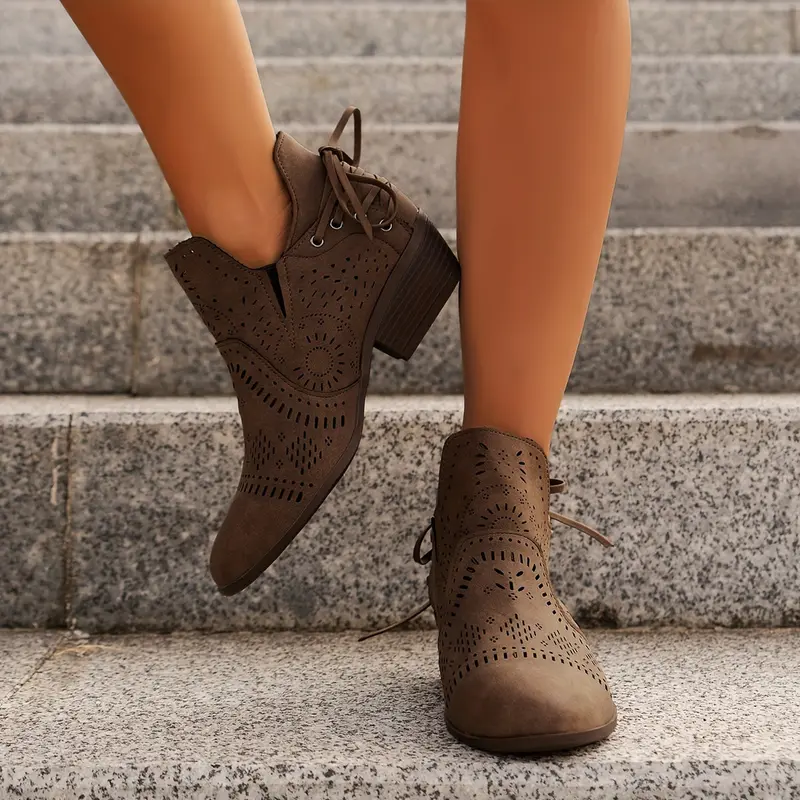 Wulfeke | Damen Stiefeletten mit Cutout-Detail