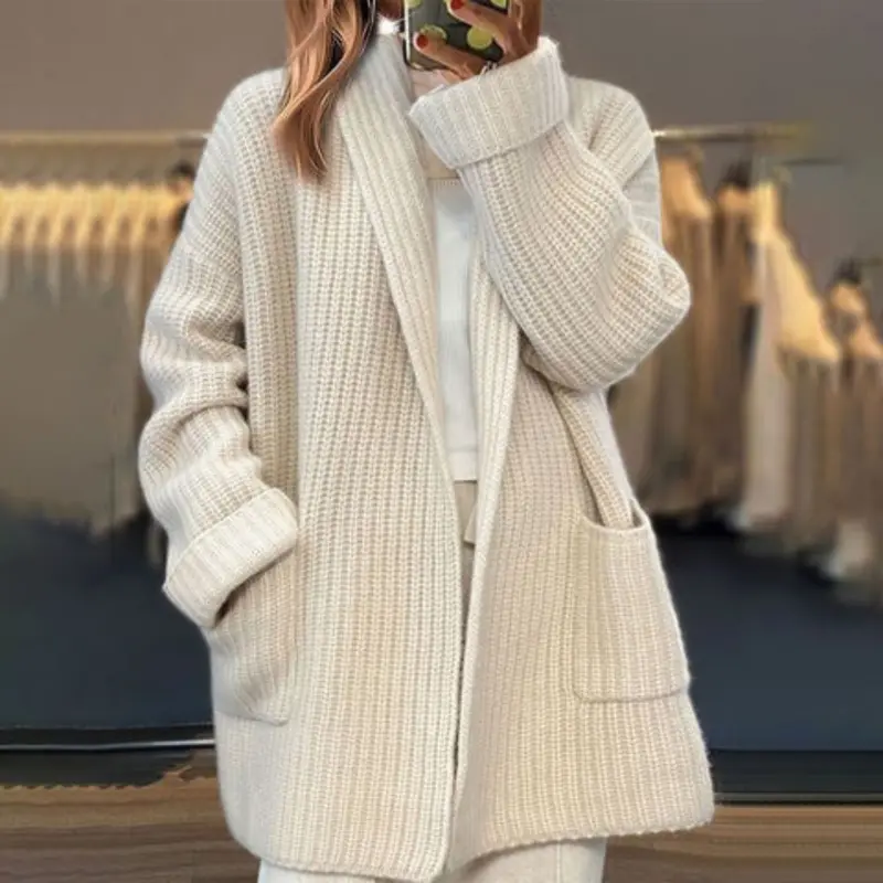 Wulfhild | Damen Oversize Strickjacke mit Taschen