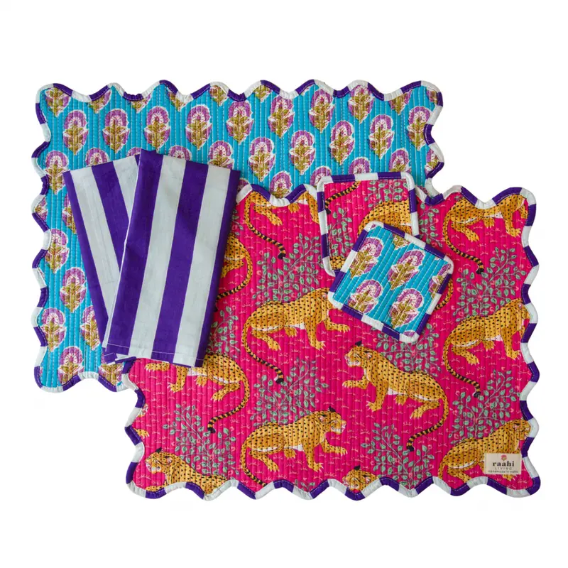 Zena Scalloped Edge Reversible Placemat Set (Set of 2)