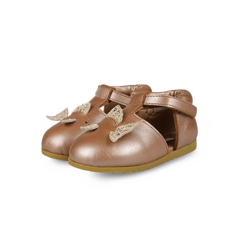Zunu Shoes | Gold Fish | Clay Metallic Leather